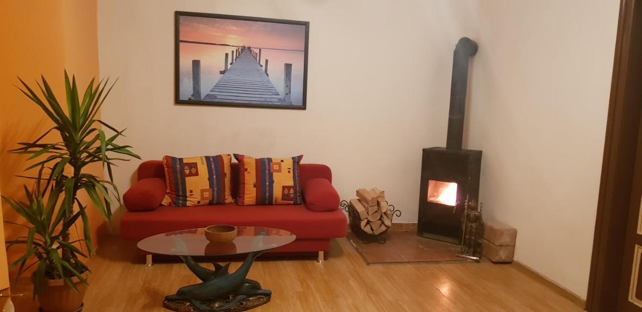 Apartman Namesti Horni Blatna Ngoại thất bức ảnh